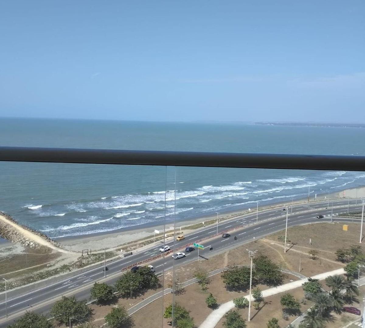 Azul Infinito Disfrutar En La Bella Cartagena