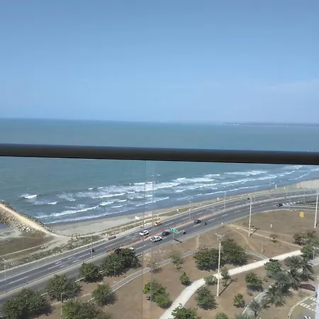 Azul Infinito Disfrutar En La Bella Cartagena